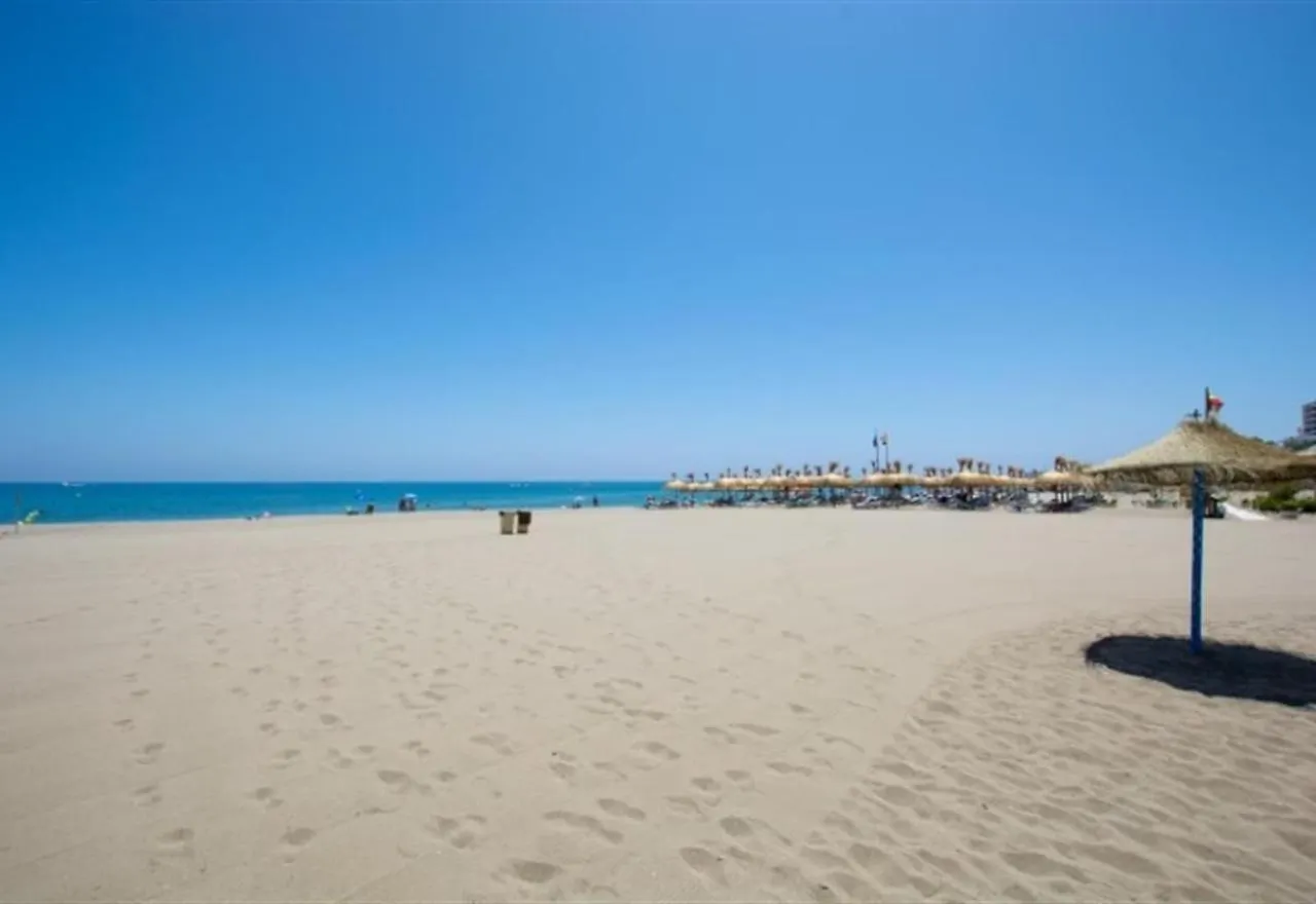 Beach Apartment Montemarcarihuela Torremolinos Spagna